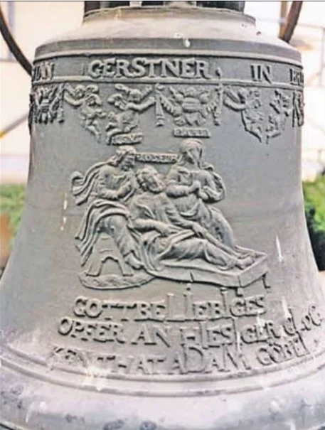 Glocke mit dem Motiv "Josef auf dem Sterbebett"
