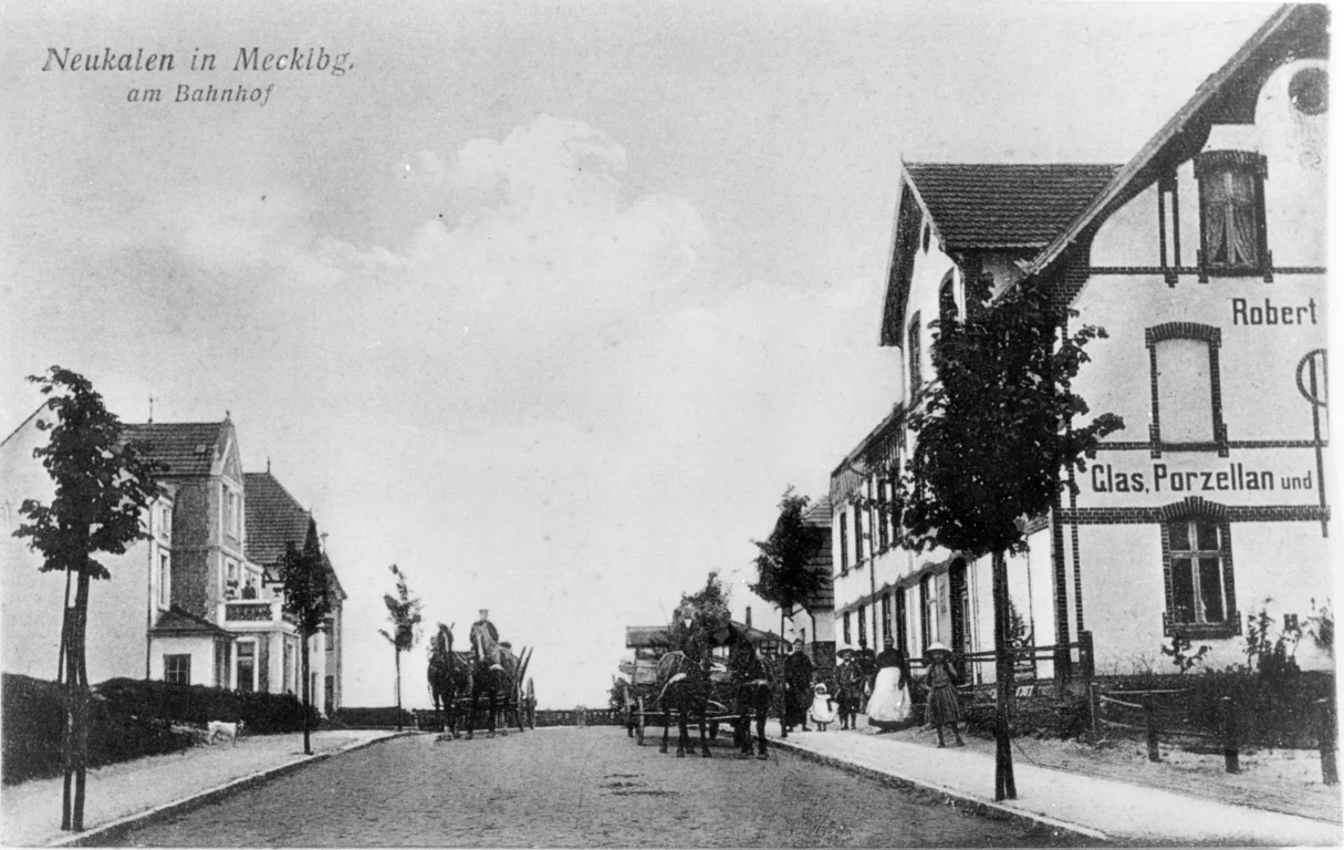 Ansichtskarte um 1910 (rechts das Haus von Robert Schulz)