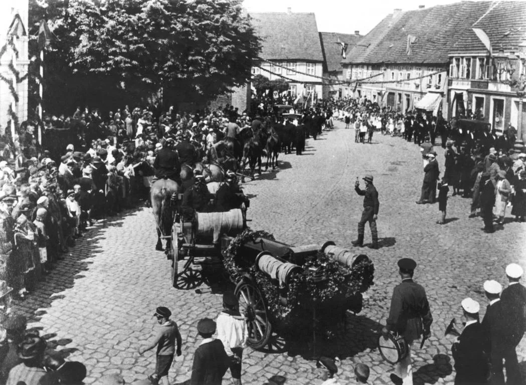 Heimatfest 1931 Schlauchwagen der Feuerwehr (2)