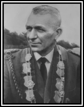 1954_-_1955_Heinz_Luersen_Der_Partisanenkoenig