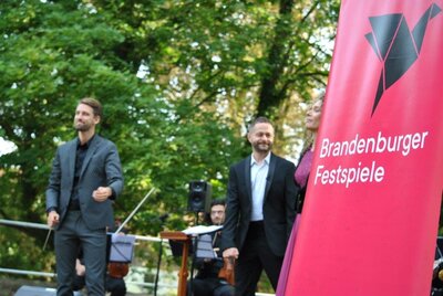 Foto des Albums: Ope(r)nAir in Freyenstein - Konzert im Burghof (13. 09. 2020)