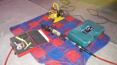 Ben&ouml;tigtes Werkzeug. 