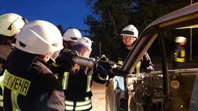 Foto des Albums: TH-Ausbildung Ortswehr Schorbus