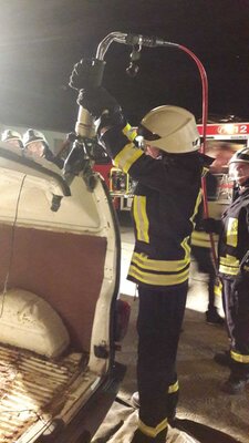 Foto des Albums: TH-Ausbildung Ortswehr Schorbus