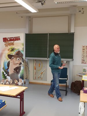 Foto des Albums: Herr Bombelmann zu Besuch an der Grundschule Hollstadt - Wollbach