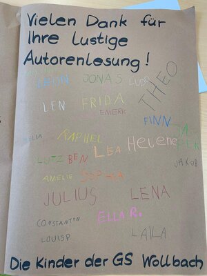 Foto des Albums: Herr Bombelmann zu Besuch an der Grundschule Hollstadt - Wollbach