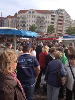 Am Fischmarkt  (Bild vergr&ouml;&szlig;ern)