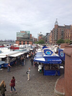 Am Fischmarkt  (Bild vergr&ouml;&szlig;ern)
