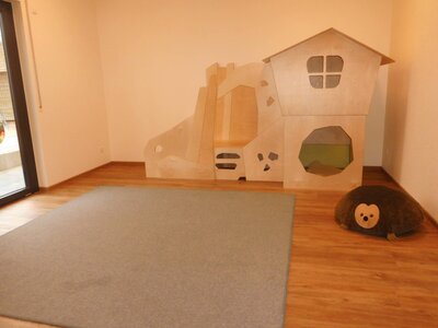 Foto des Albums: Hurra, das Krippenhaus ist fertig