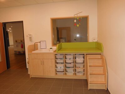 Foto des Albums: Hurra, das Krippenhaus ist fertig