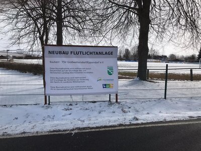 Flutlicht 1  (Bild vergr&ouml;&szlig;ern)