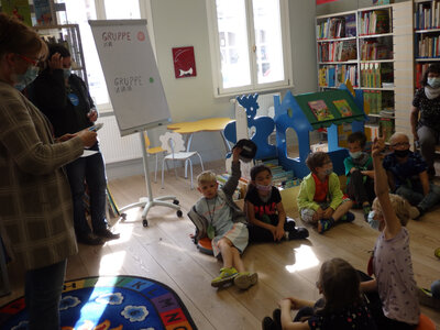 Foto des Albums: Bücherwurmfest für Kinder anlässlich 10 Jahre Bibliothek im Herbst'schen Haus (01.06.2021)