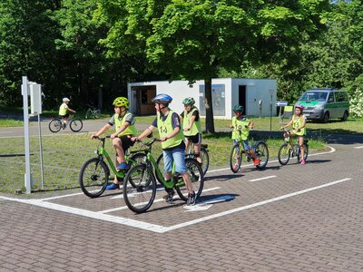 Foto des Albums: Auf dem Weg zum Fahrradführerschein