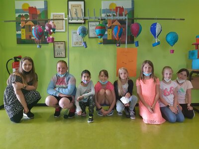 Fotoalbum Ausstellung Heißluftballons Kl. 3b