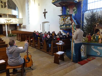 Foto des Albums: Besuch der Kirche St. Clemens