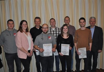 Vorschaubild: André Viebrock (stellv. 2. Vorsitzender), Mareike Mahnken (2. Vorsitzende), Volker Rossol, Henning Witten, Arne Pingel, Celina Burfeind, Torben Holsten, Eike Burfeind, Wilfried Rossol (1. Vorsitzender)
