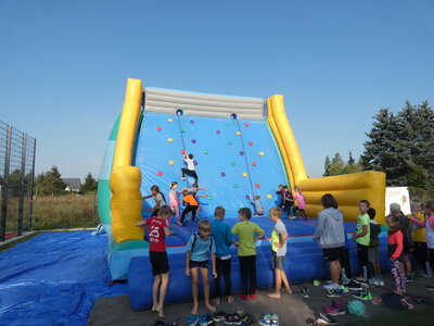 Foto des Albums: Einweihung Kleinsportanlage mit einem tollen Sportfest