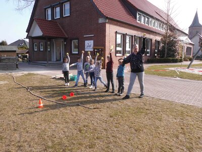 Foto des Albums: Schulclub zum Thema links-rechts