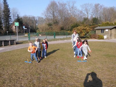 Foto des Albums: Schulclub zum Thema links-rechts