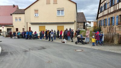 Foto des Albums: Osterkrone und Osterbrunnen