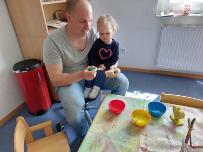 Foto des Albums: Die Papa´s basteln und die Mama´s kommen zum Muttertagskaffee