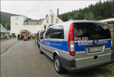 Foto des Albums: Brand 4 - brennt Verpackungsfabrik