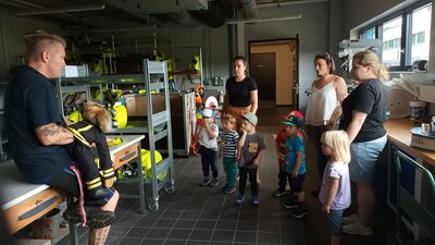 Foto des Albums: Wir waren bei der Feuerwehr