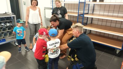 Foto des Albums: Wir waren bei der Feuerwehr