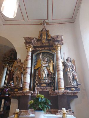 Foto des Albums: Die Michaelskapelle von Heustreu - Ein Unterrichtsgang der KLassen 4a und 4b