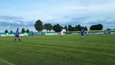 Foto des Albums: 100 Jahre Vorwärts: Spiel der Alten Herren