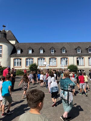 Foto des Albums: Abschlussfeier Klasse 4