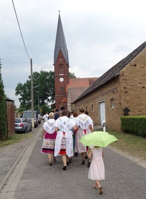Foto des Albums: Trachtenfest in Fehrow/Prjawoz
