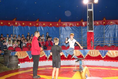 Foto des Albums: Zirkus-Probe