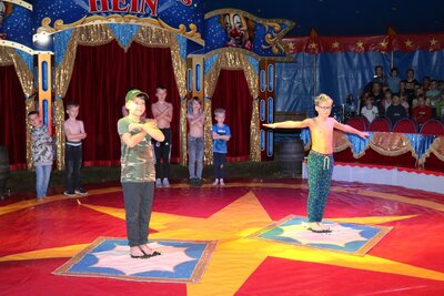 Foto des Albums: Zirkus-Probe