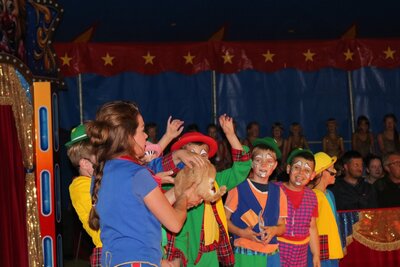 Foto des Albums: Zirkus-Galavorstellung