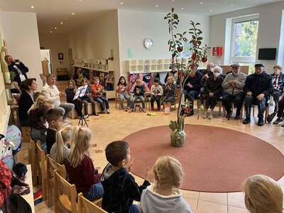 Foto des Albums: Besuch der Tagesgäste St. Josef