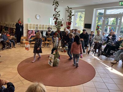 Foto des Albums: Besuch der Tagesgäste St. Josef