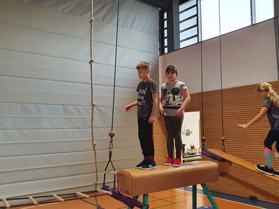 Foto des Albums: Bewegungstag 2022 an der Grundschule Hollstadt-Wollbach