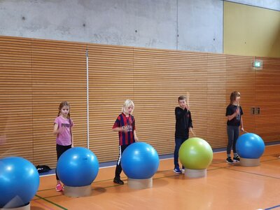 Foto des Albums: Bewegungstag 2022 an der Grundschule Hollstadt-Wollbach