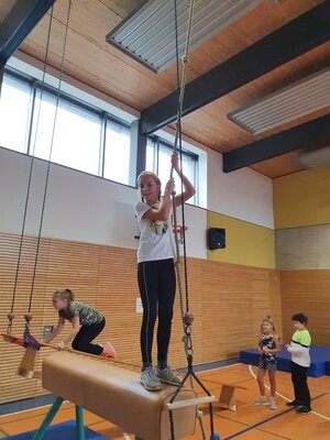 Foto des Albums: Bewegungstag 2022 an der Grundschule Hollstadt-Wollbach