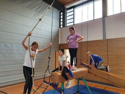 Foto des Albums: Bewegungstag 2022 an der Grundschule Hollstadt-Wollbach