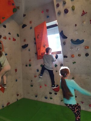 Foto des Albums: Bewegungstag 2022 an der Grundschule Hollstadt-Wollbach
