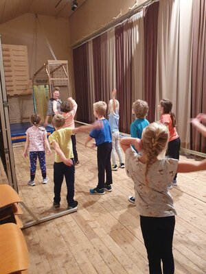 Foto des Albums: Bewegungstag 2022 an der Grundschule Hollstadt-Wollbach