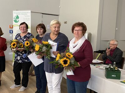 v.l.n.r. Gertrud Stippkugel, Sabine Kopp, Hannelore Degenkolb, Christine Zimmer  (Bild vergr&ouml;&szlig;ern)