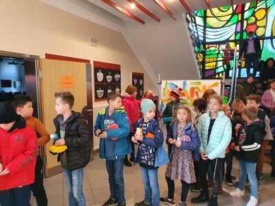 Foto des Albums: Muffinverkauf zugunsten der Freundschaftsbänke im Pausehof
