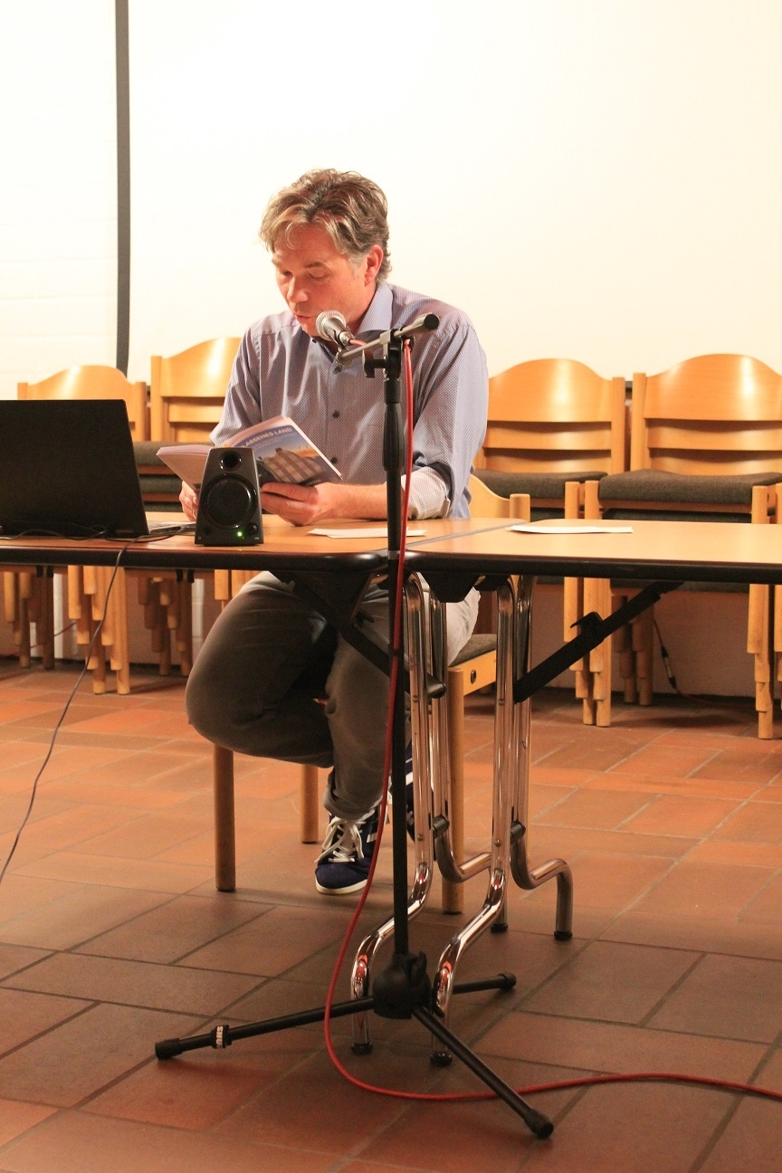 Bild: Lesung von Dr. Knuth Martens