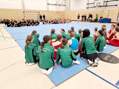 Wettkampf Dance2U 2023  (Bild vergr&ouml;&szlig;ern)