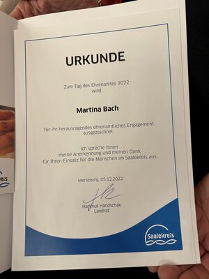 Auszeichnungsurkunde von Martina Bach.  (Bild vergr&ouml;&szlig;ern)