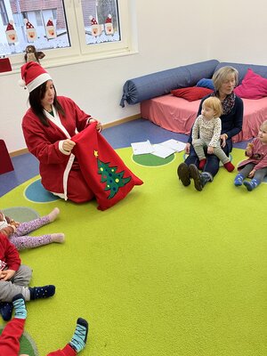 Foto des Albums: Der Nikolaus war in der Kindergruppe