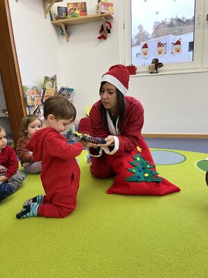 Foto des Albums: Der Nikolaus war in der Kindergruppe